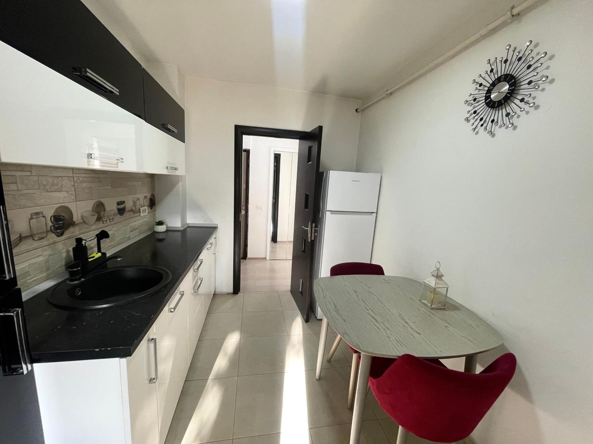 Discret Apartament One Targoviste Exterior photo